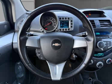 Chevrolet spark 1.2 16v - 81ch - garantie 12mois - climatisation - prise usb - dossier d'entretiens - moteur a chaine...