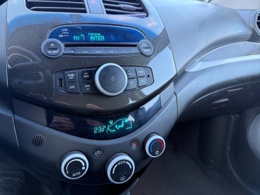 Chevrolet spark 1.2 16v - 81ch - garantie 12mois - climatisation - prise usb - dossier d'entretiens - moteur a chaine...