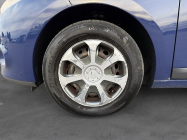 Renault megane iii berline dci 90 fap eco2 authentique / garantie de 12 mois occasion simplicicar rouen simplicicar...