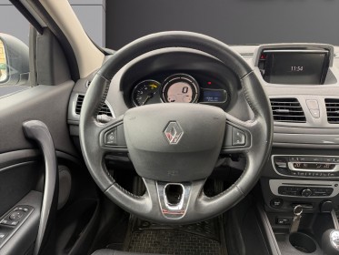 Renault megane iii estate estate iii 1.5 dci 110 energy life - garantie 12 mois occasion simplicicar toulon est simplicicar...