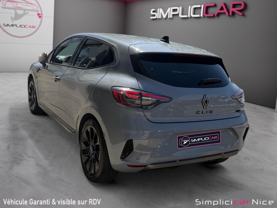 RENAULT d'occasion CLIO 1.6 E-TECH 145 ESPRIT ALPINE de 2025 Nice