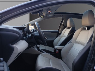 Toyota yaris hybride my21 116h iconic occasion simplicicar la ciotat simplicicar simplicibike france