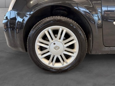 Renault modus 1.5 dci 80 initiale suivi renault - 2e main - etat irreprochable - distri et entetien a jour occasion...