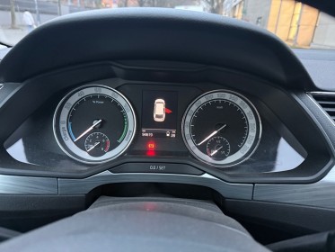 Skoda superb combi 1.4 tsi phev 218 dsg 6 business/historique suivi complet constructeur/garantie 12 mois/ct ok occasion...