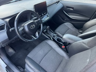 Toyota corolla hybride my22 122h design régulateur de vitesse garantie 12 mois occasion simplicicar mery-sur-oise...