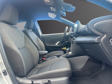 Toyota yaris cross hybride my22 pack cargo design awd-i 116h , caméra de recul, carplay.... occasion simplicicar rennes...