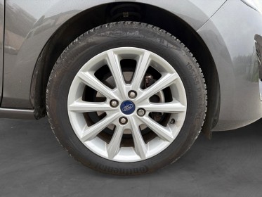 Ford fiesta 1.5 tdci 85 bvm6 titanium - radar de recul ar - climatisation auto - carplay... occasion simplicicar rennes...