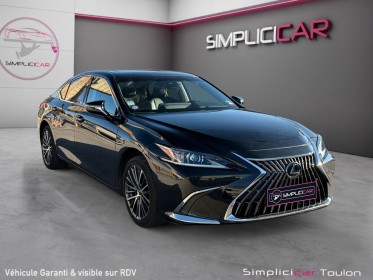 Lexus es300h finition luxe – toit ouvrant – sièges électriques chauffants et ventilés – carplay – garantie......