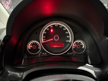 Volkswagen up up 1.0 75 high up! occasion simplicicar magny-en-vexin simplicicar simplicibike france