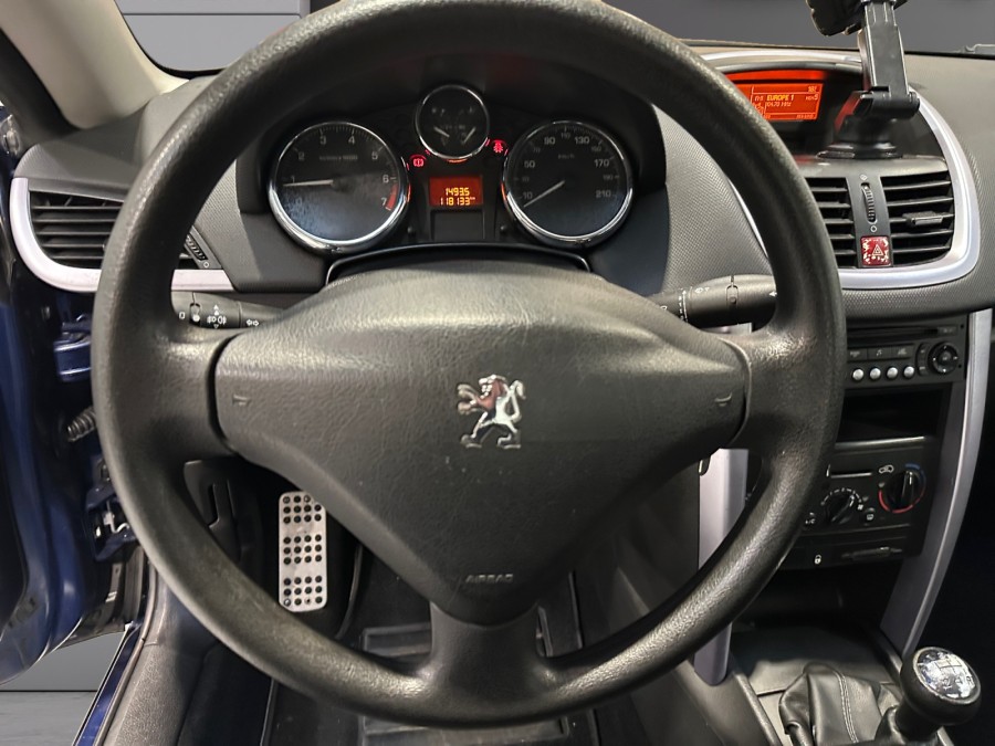 PEUGEOT d'occasion 207 CC 1.6 16V SPORT de 2007 Lorient (56)﻿