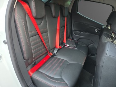 Renault clio iv 1.6 turbo 220 edc rs trophy / historique d'entretien renault / vidange de boîte ok / distribution ok...