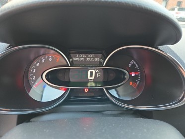 Renault clio iv 1.6 turbo 220 edc rs trophy / historique d'entretien renault / vidange de boîte ok / distribution ok...