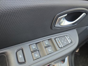 Renault clio iv 1.6 turbo 220 edc rs trophy / historique d'entretien renault / vidange de boîte ok / distribution ok...