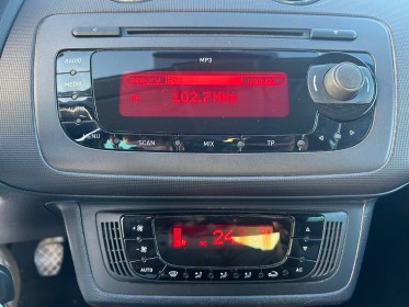 Seat ibiza 1.6 tdi 90 fap réference - moteur changé avec facture - distribution neuf - révision complète faite occasion...