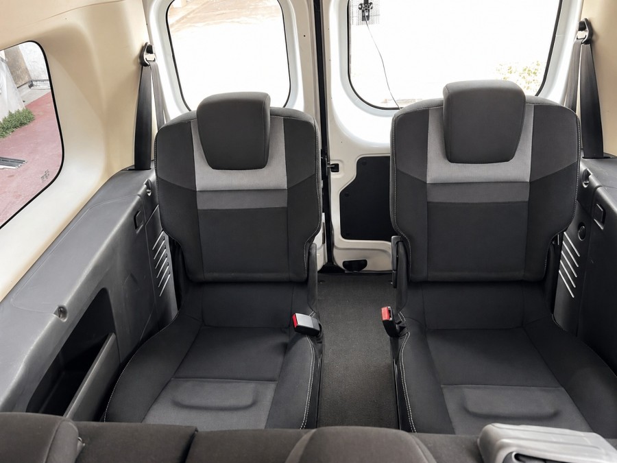 RENAULT d'occasion KANGOO GRAND 1.5 DCI 110 LIMITED de 2016 Le Raincy