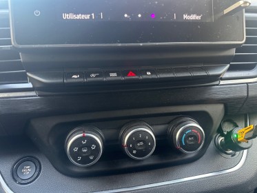 Renault trafic 2024 l2 dci 150 energy ss edc intens, caméra de recul, tva récupérable, garantie constructeur, entretien......