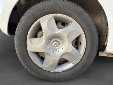 Renault twingo ii 1.2 lev 16v 75 eco2 zen distribution ok/entretient complet renault/garantie 12mois occasion simplicicar...