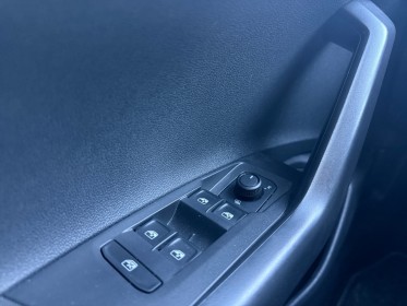 Volkswagen polo 1.0 tsi 95 - carplay - radar av/ar - régulateur - feux auto - garantie occasion simplicicar salon de...