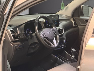 Hyundai tucson 1.6 crdi 136 premium toit ouvrant panoramique sièges avants chauffants garantie 12 mois occasion simplicicar...