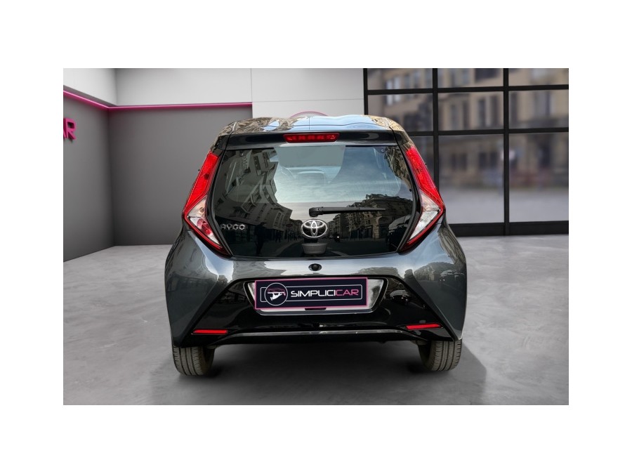 TOYOTA d'occasion AYGO 1.0 VVT-I 72 X-NIGHT PH2 de 2018 Paris 15 (75)﻿