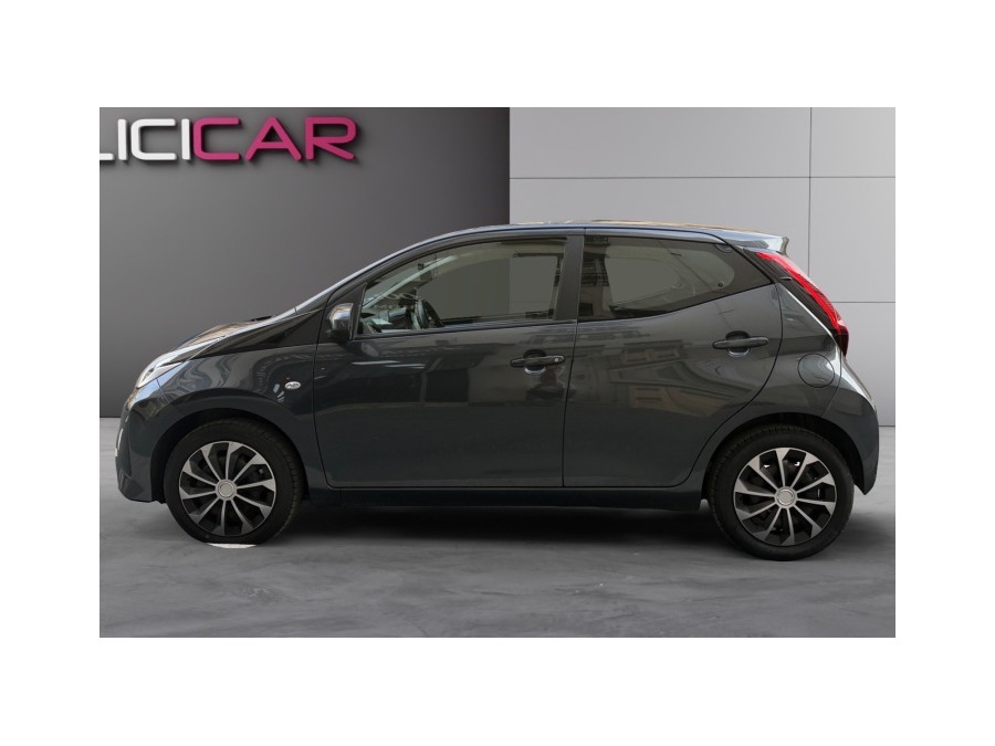 TOYOTA d'occasion AYGO 1.0 VVT-I 72 X-NIGHT PH2 de 2018 Paris 15 (75)﻿