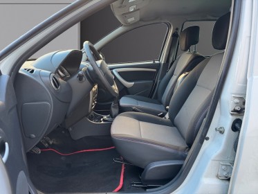 Dacia duster 1.6 16v 105 4x2 lauréate plus gpl climatisation vitres électriques garantie 12 mois occasion barberey...