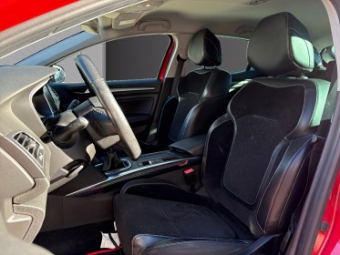 Renault megane iv berline tce 130 energy intens garantie 12mois occasion simplicicar lyon nord simplicicar simplicibike france