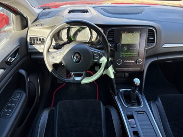 Renault megane iv berline tce 130 energy intens garantie 12mois occasion simplicicar lyon nord simplicicar simplicibike france