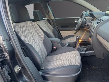 Renault megane ii 1.5 dci 80 authentique occasion osny simplicicar simplicibike france