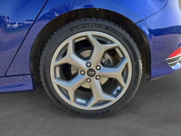 Ford focus st 2.0 l 250 ch ss ecoboost sièges avants chauffants garantie 12 mois occasion simplicicar vichy simplicicar...