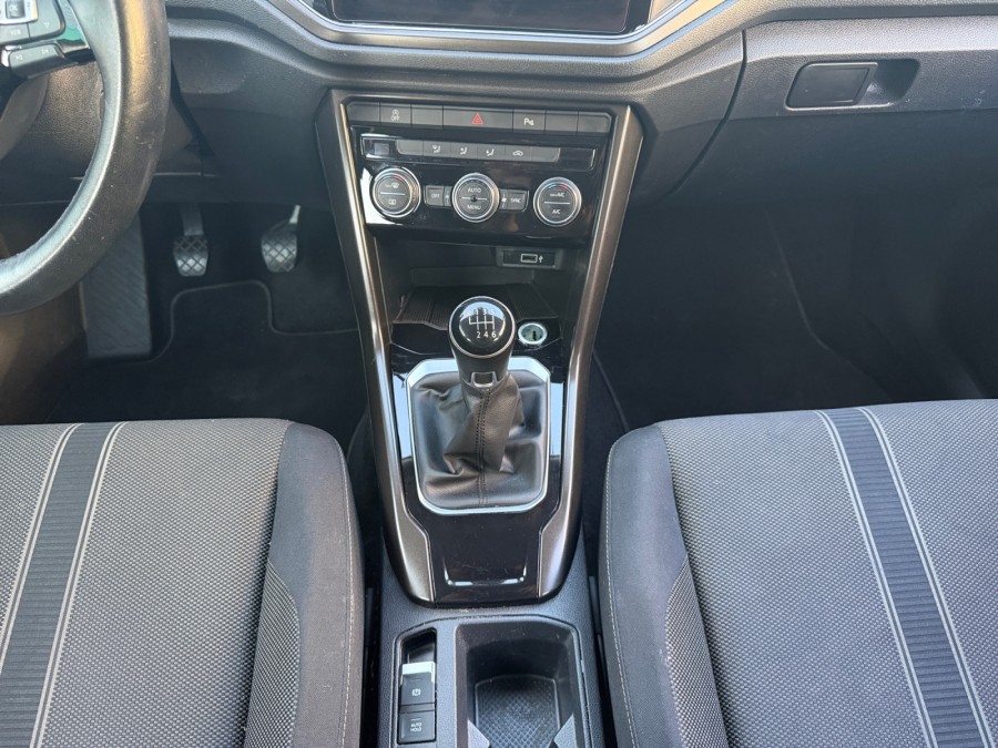 VOLKSWAGEN d'occasion T-ROC 1.0 TSI 115 IQ.DRIVE de 2018 Nord Isère