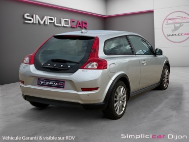 Volvo c30 2.0d 136 ch momentum entretien 100% volvo garantie 12 mois occasion simplicicar dijon simplicicar simplicibike france