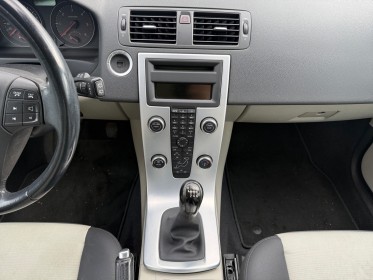 Volvo c30 2.0d 136 ch momentum entretien 100% volvo garantie 12 mois occasion simplicicar dijon simplicicar simplicibike france