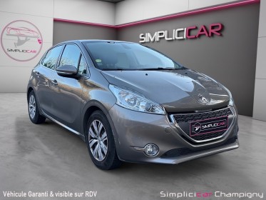 Peugeot 208 business 1.4 hdi 68ch fap bvm5 business pack -  garantie 12mois - historique d'entretiens - radar ar - clim -......
