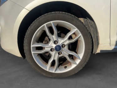 Ford ka titanium occasion simplicicar brive la gaillarde  simplicicar simplicibike france