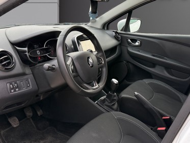 Renault clio iv business dci 75 business 5 places bluetooth faible kilométrage garantie 12 mois occasion simplicicar dijon...