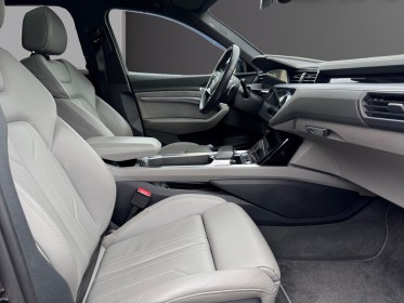 Audi e-tron 55 quattro 408 ch avus extended  véhicule français  toit panoramique  jantes 21  garantie 12 mois occasion...