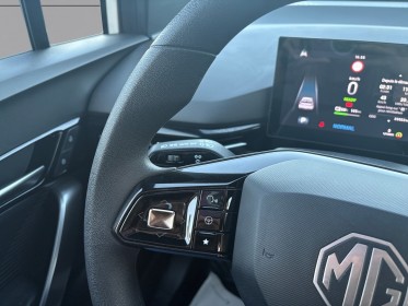 Mg mg4 ev 51kwh - 125 kw 2wd standard radars de recul apple carplay garantie 12 mois occasion simplicicar labarthe...