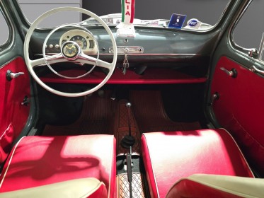 Fiat 600 d 2 éme série 767 cm3 29 ch  garantie 12 mois révisée restaurée véhicule de collection occasion simplicicar...