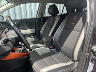 Kia stonic 1.6 crdi 115 ch isg bvm6 design caméra de recul gps climatisation auto garantie 12 mois occasion simplicicar...