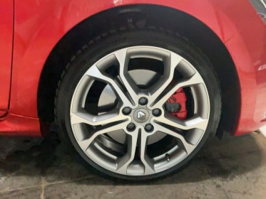 Renault clio iv rs 1.6 turbo 200ch edc - rouge flamme - camera de recul - siege chauffant occasion simplicicar rennes...