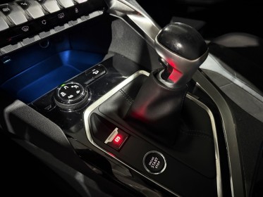 Peugeot 3008 130ch ss bvm6 crossway grip control carplay occasion simplicicar magny-en-vexin simplicicar simplicibike france