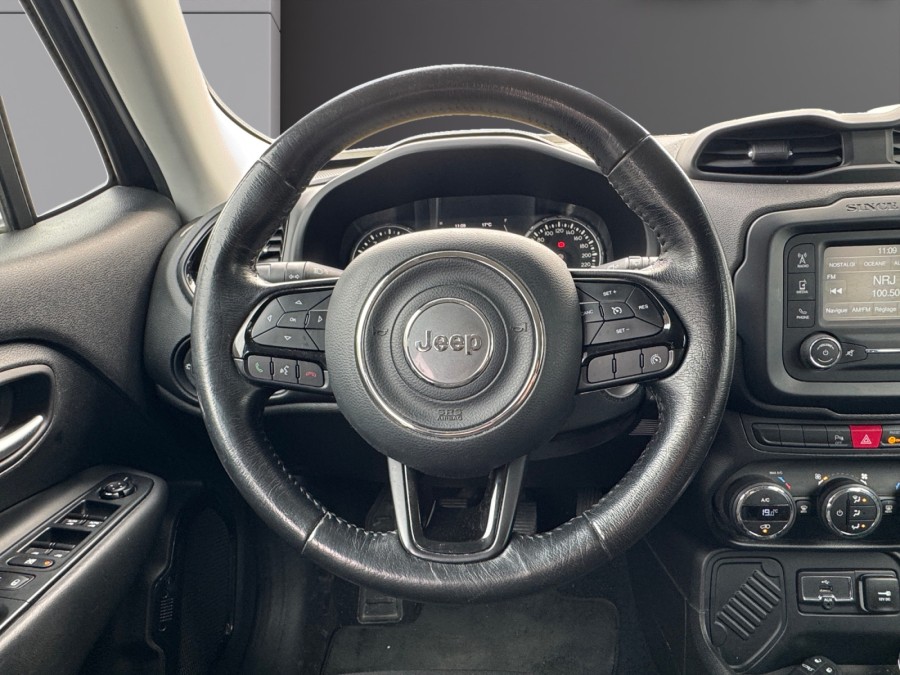 JEEP d'occasion RENEGADE 1.6 E-TORQ 110 SPORT de 2016 Saint Nazaire