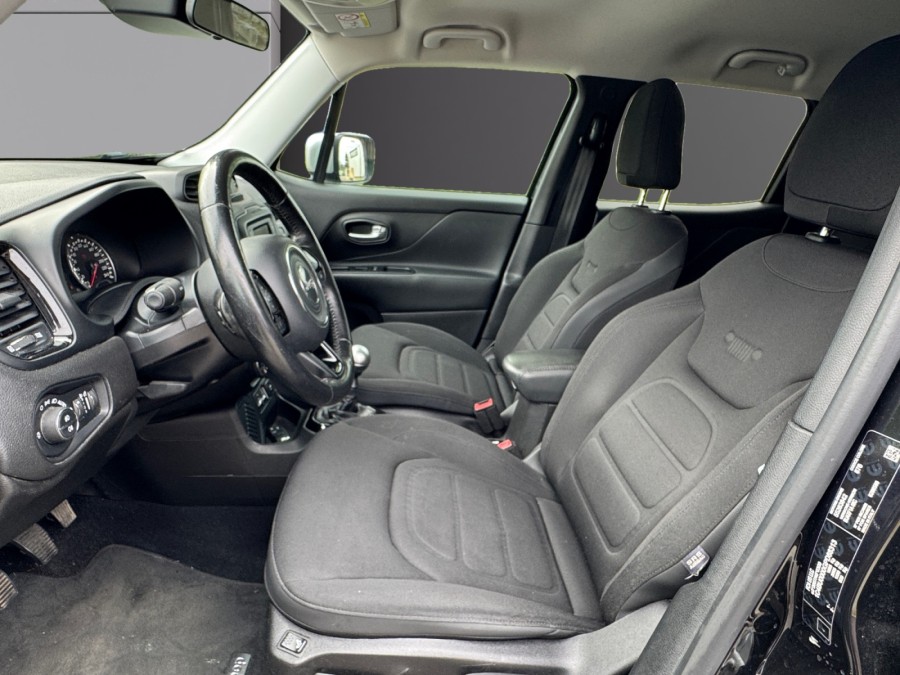 JEEP d'occasion RENEGADE 1.6 E-TORQ 110 SPORT de 2016 Saint Nazaire