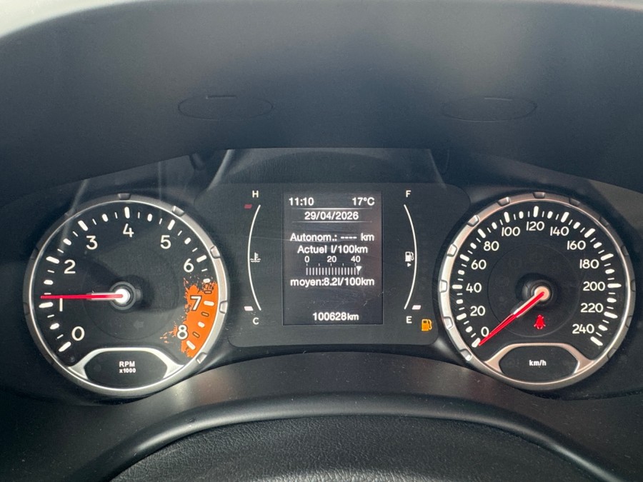 JEEP d'occasion RENEGADE 1.6 E-TORQ 110 SPORT de 2016 Saint Nazaire