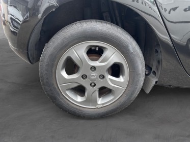 Dacia sandero 1.2 16v 75 lauréate gpsclim garantie 12mois occasion parc voitures beauvais simplicicar simplicibike france