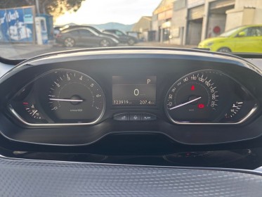 Peugeot 2008 1.2 puretech 110ch ss eat6 crossway première main garantie 12 mois occasion simplicicar frejus  simplicicar...