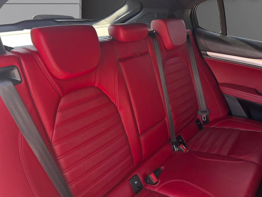 ALFA ROMEO d'occasion STELVIO 2.2D 210 VELOCE Q4 AT de 2019 Poitiers