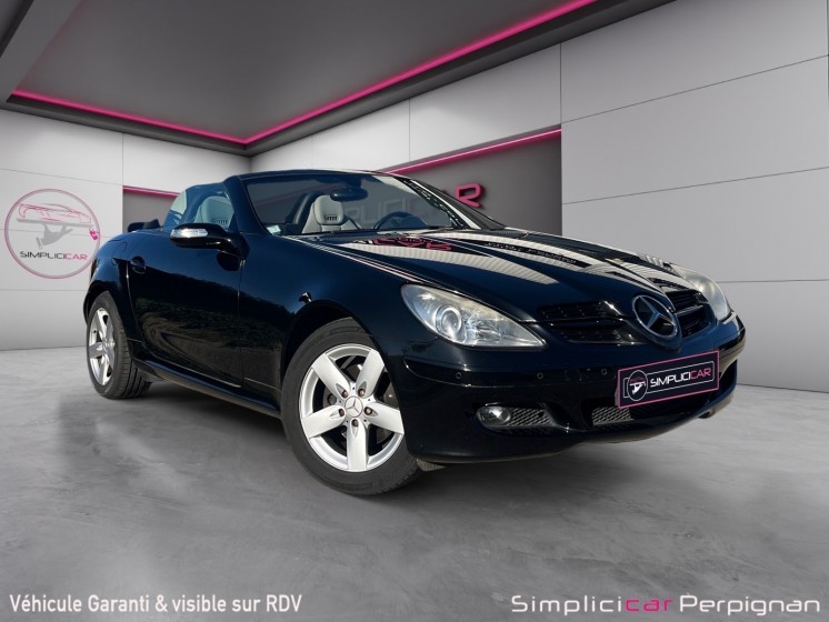Mercedes slk 200 k a intérieur gris / bluetooth / siège chauffant / chauffe nuque / gps / garantie 12 mois occasion...