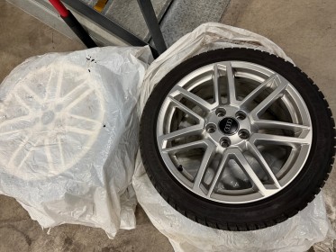 Audi tts coupe 2.0 tfsi 310 s tronic 6 quattro/ garantie 12 mois/ 4 jantes avec pneus hiver occasion simplicicar lyon nord...